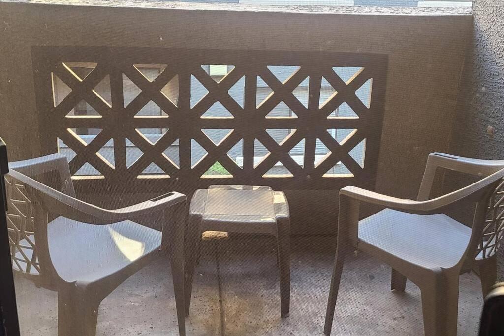 Modern 2Br Oasis! Apartment Phoenix Ngoại thất bức ảnh