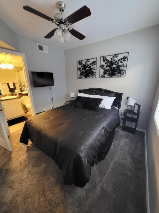 Modern 2Br Oasis! Apartment Phoenix Ngoại thất bức ảnh